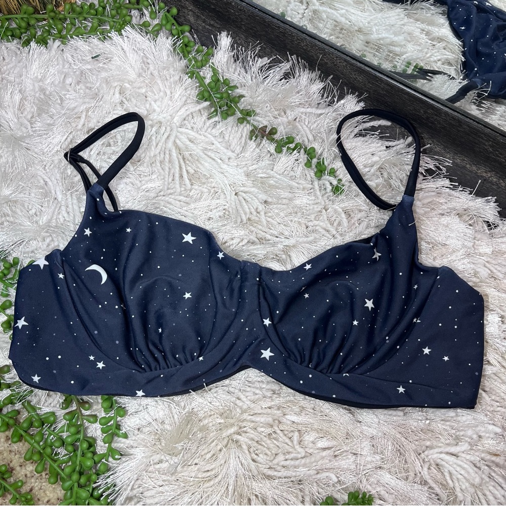 -🌸5/$25🌸Kitty Moon & Stars Printed Navy Blue Bikini Top Size XL/ DD